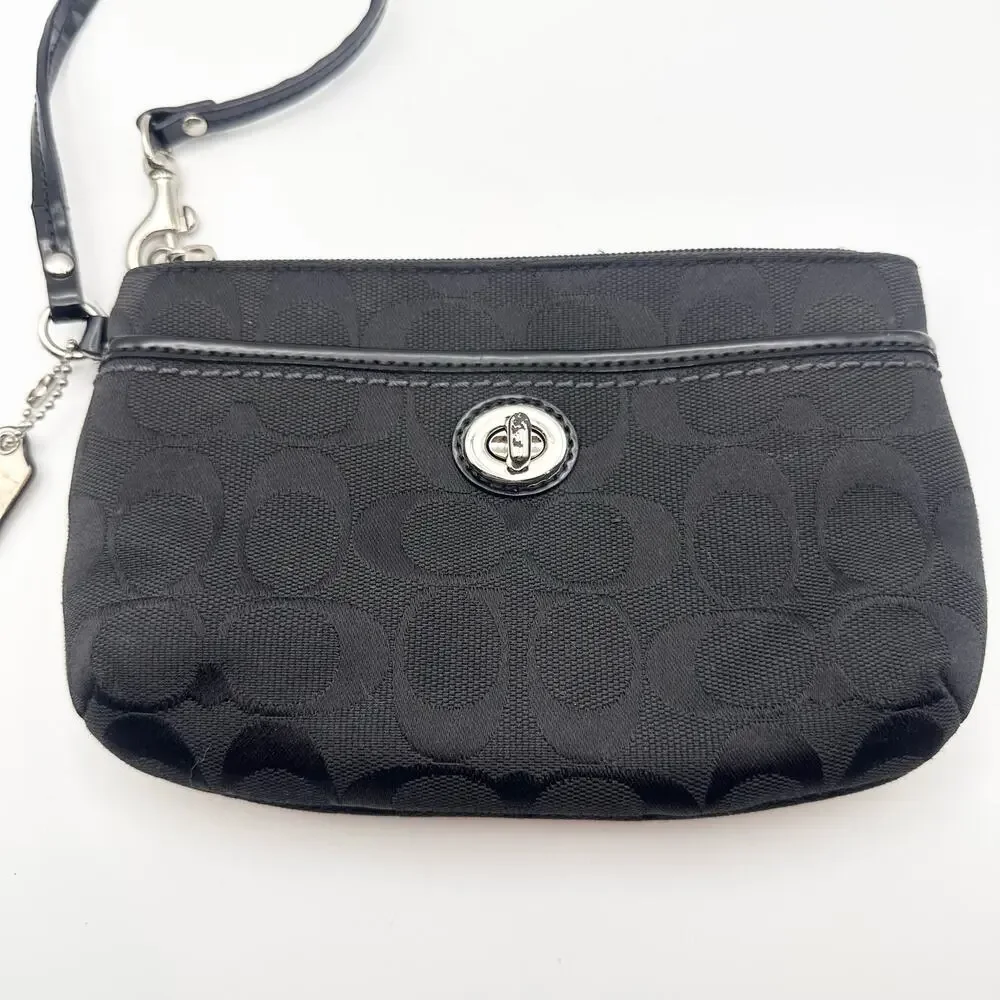 Coach Black Canvas Park Signature Medium Wristlet Zip Wallet Turnlock Pouch